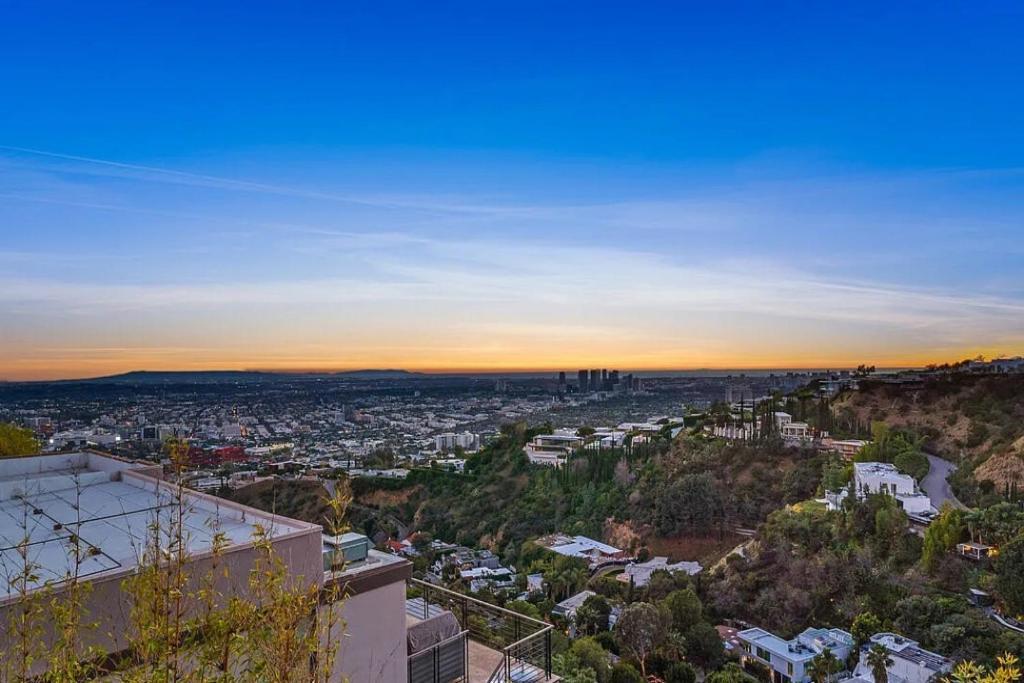 Haslam Terrace Apartment Los Angeles Exterior photo